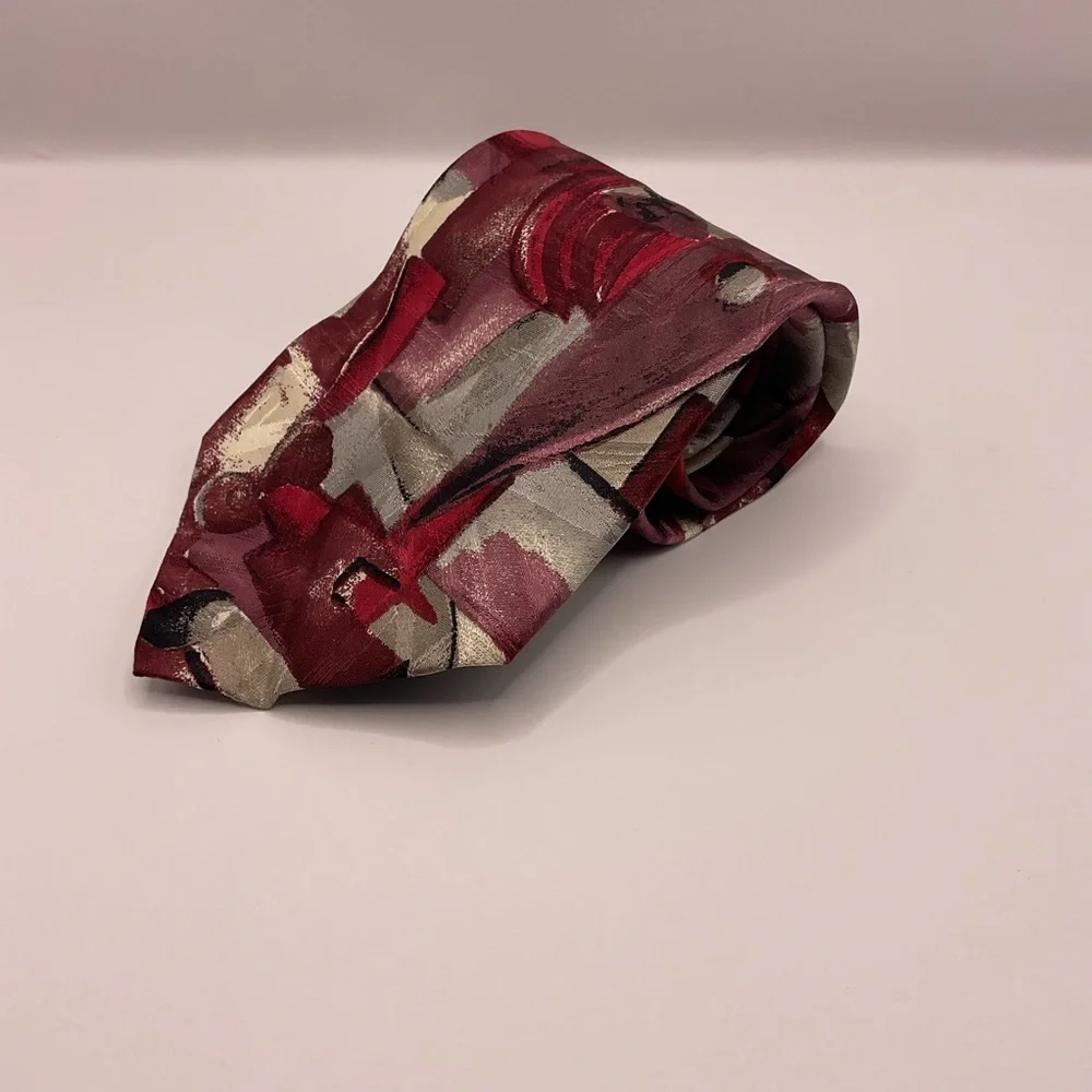 Fierte s.r.l. Red/White/Pink/Black Tie‎ Vintage Abstract Novelty 3.5 Wide